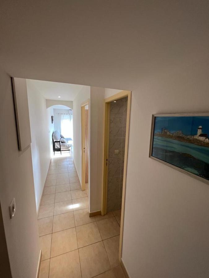 Plein Sud, Bel Appartement 20 Metres De La Plage La Capte Hyeres Luaran gambar