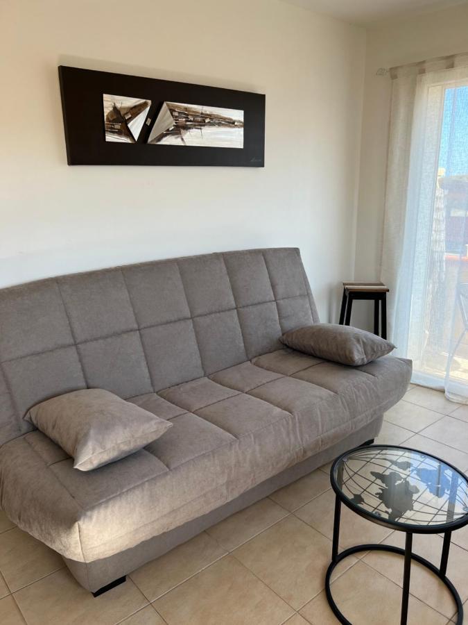 Plein Sud, Bel Appartement 20 Metres De La Plage La Capte Hyeres Luaran gambar