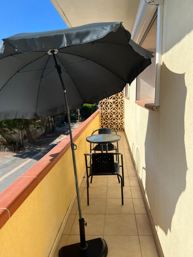 Plein Sud, Bel Appartement 20 Metres De La Plage La Capte Hyeres Luaran gambar